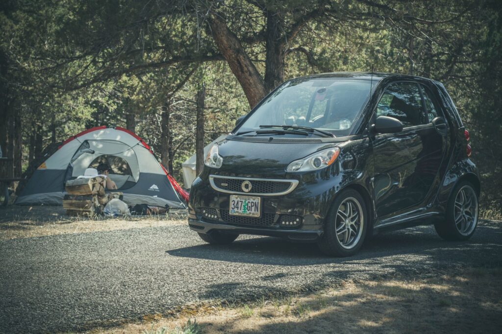 車中泊の結露・断熱を完全攻略|窓・壁・床の対策と快眠テクニックのアイキャッチ